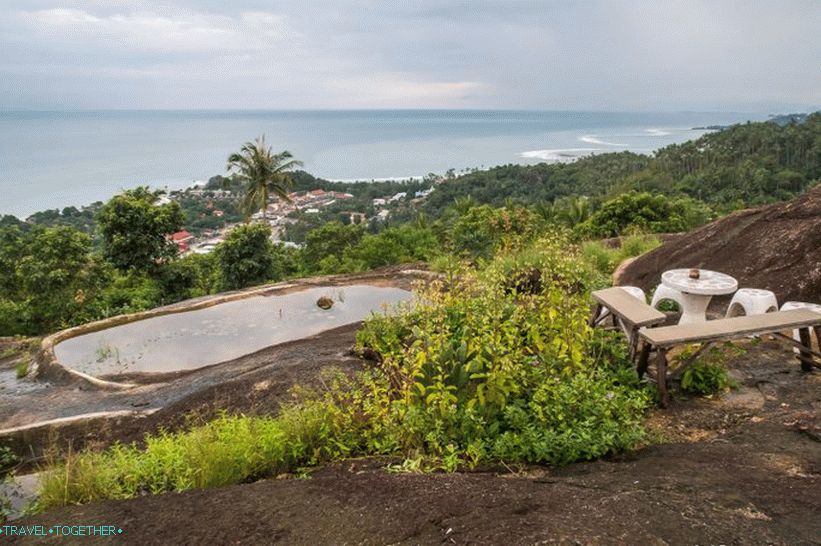 Samui Camp Bar - a legjobb hely Samui és az erdő borzalmas buddhája