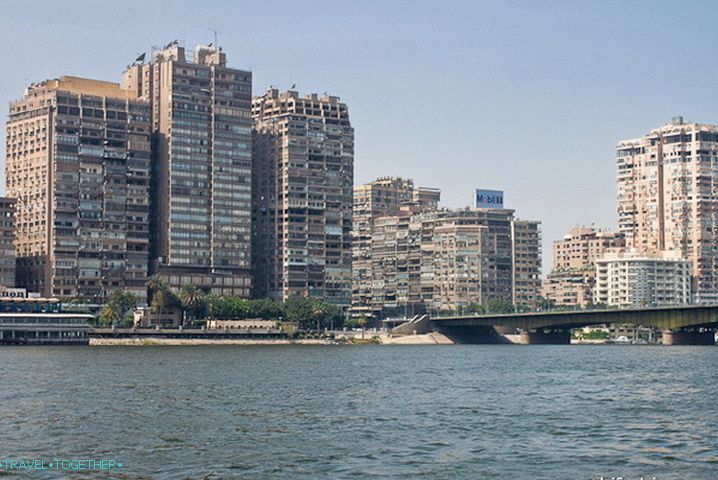 Egyiptom. Kairó. Nílus partja.