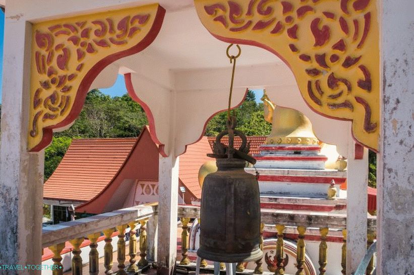 Kao Rang temploma Phuketben - a Rang Hill megfigyelő platformja közelében