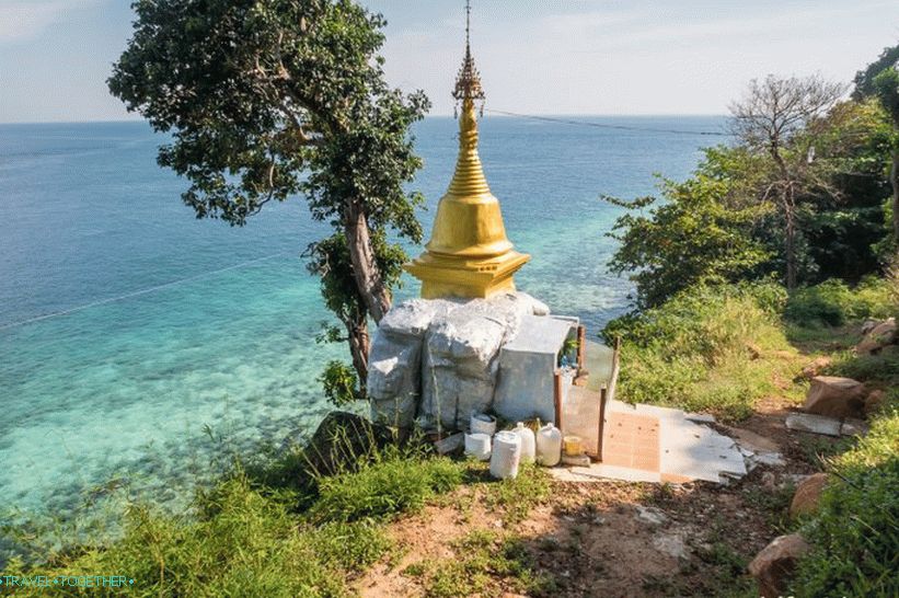 Cafe Monkey Bar a Phi Phi-ban - a bejárók és a hajnalok találkozására