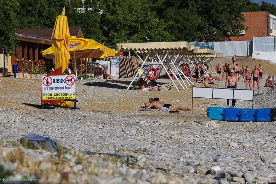A Gelendzhik strandjain tilos inni. Érdekes, hogy működik?