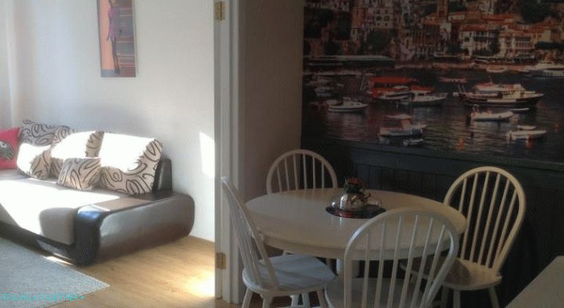 Hogyan lehet bérelni egy lakást Szocsiban, és olcsó - Airbnb összeállítás!