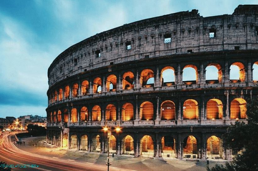 A Colosseum éjjel