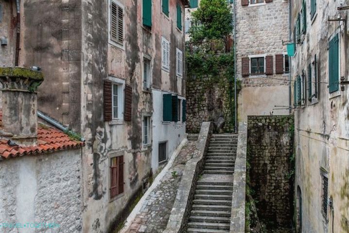 Montenegró, Kotori óváros