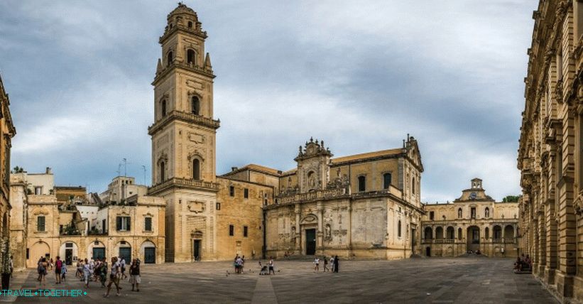 Cathedral Square