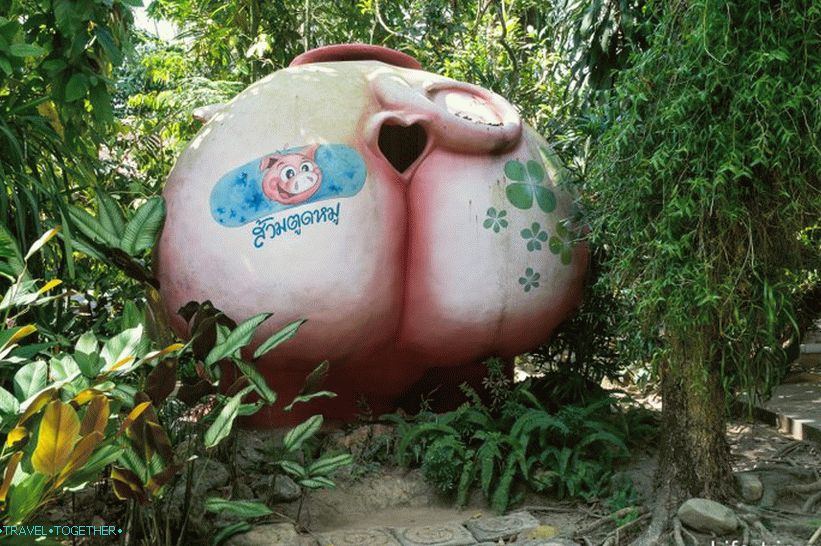 Csodálatos WC-park Thaiföldön - Suan Nai Dum