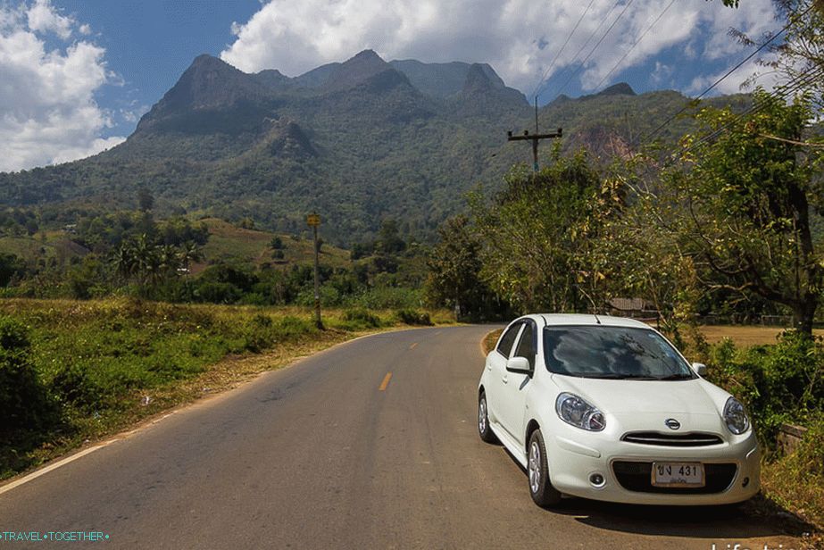 Chiang Dao-hegy látható