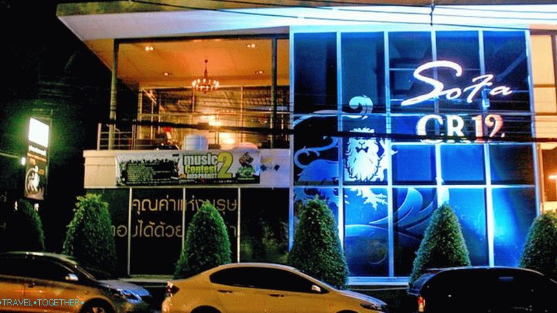 Pub kanapé Phuket városában