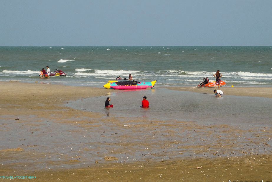 Cha Am Beach