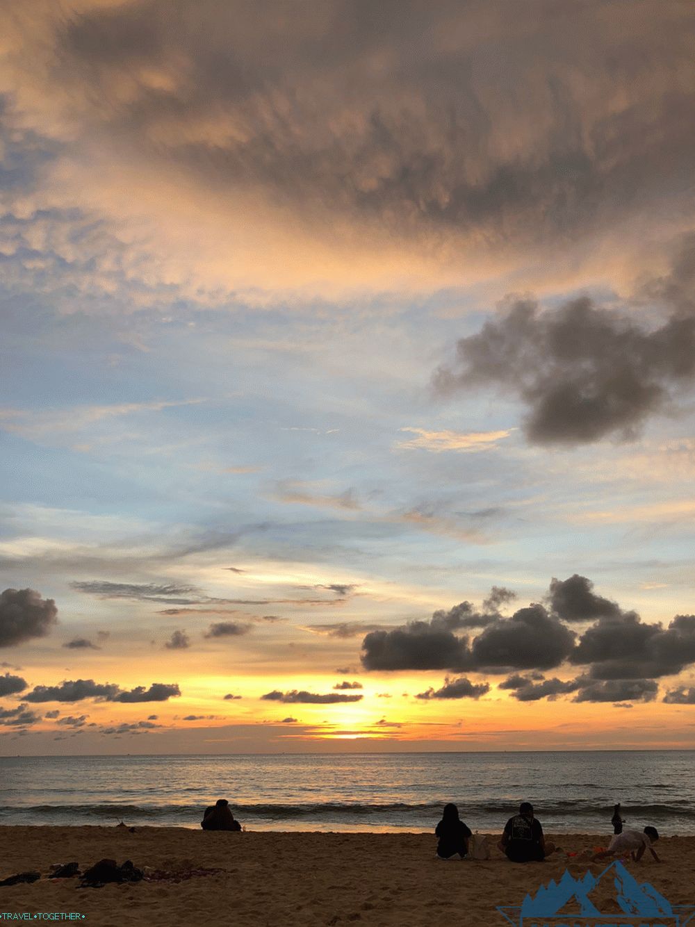 Naplemente Phuketben - Karon Beach