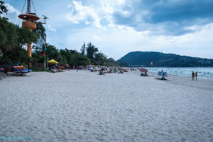 Patong Beach Phuketben a leginkább zajlik