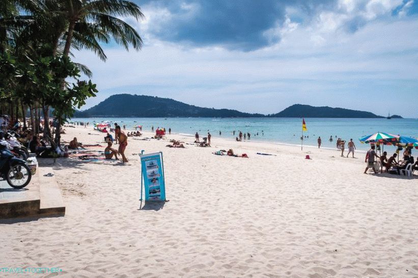 Patong Beach Phuketben a leginkább zajlik