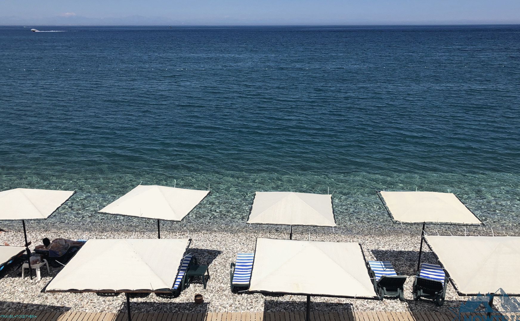 Kavicsos strand Kemerben