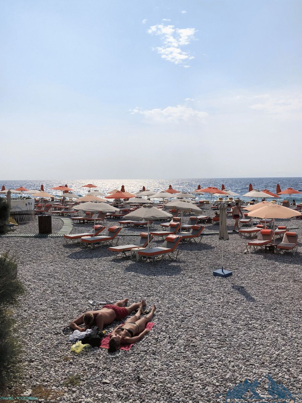 Rodosz kavicsos strandja