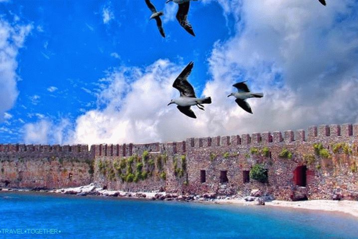 Alanya, a várfal