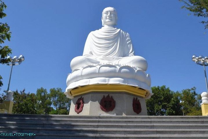 Vietnam Long Shawn pagoda