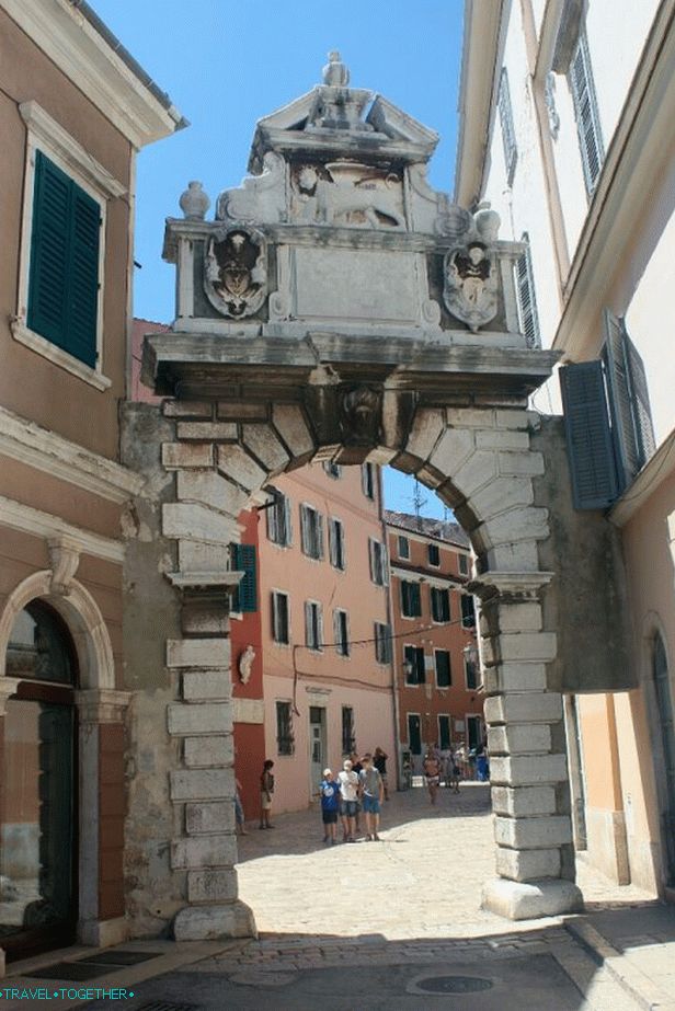 A Balbi Arch