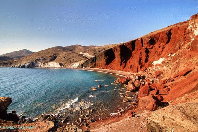 Santorini egy élénk, fényes lélek, amely egy dalt énekel a főnixről