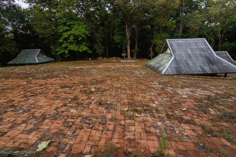 Wat Umong alagút temploma (17)