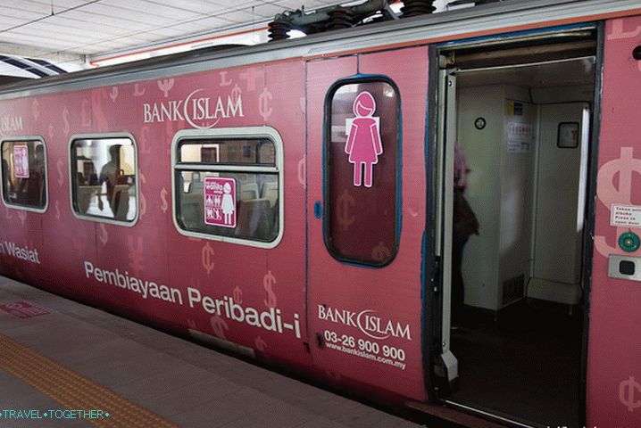 Pink KTM Komuter kocsi muszlim hölgyek számára