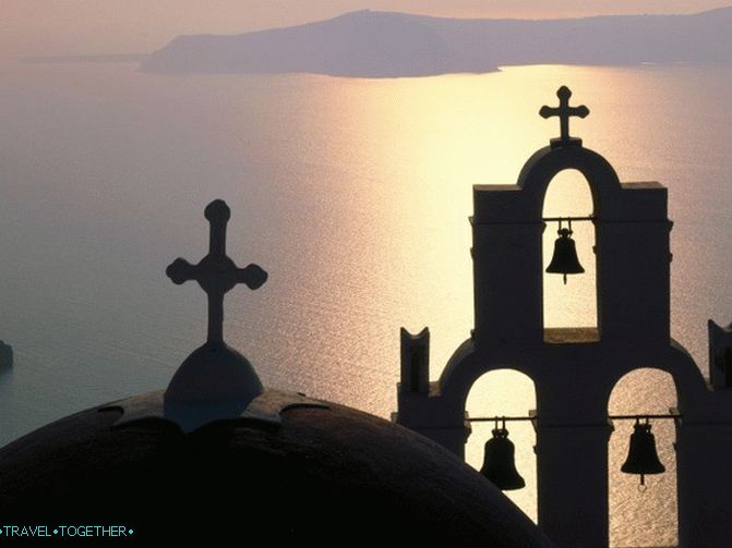templom Santorini naplementekor