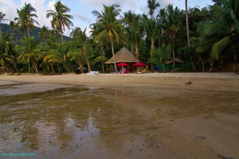Liska strand a kalandparkkal szemben