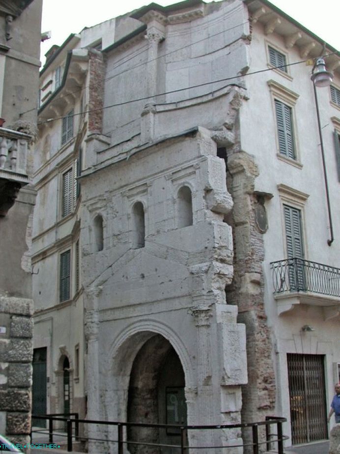 Oroszlánkapu
