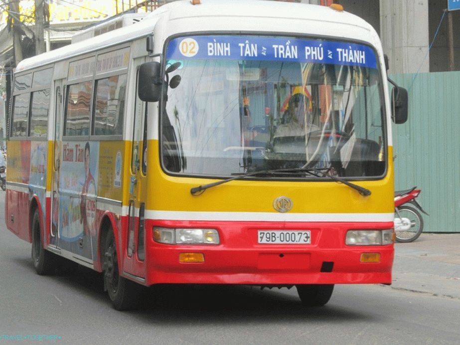 Városi busz Vietnamban